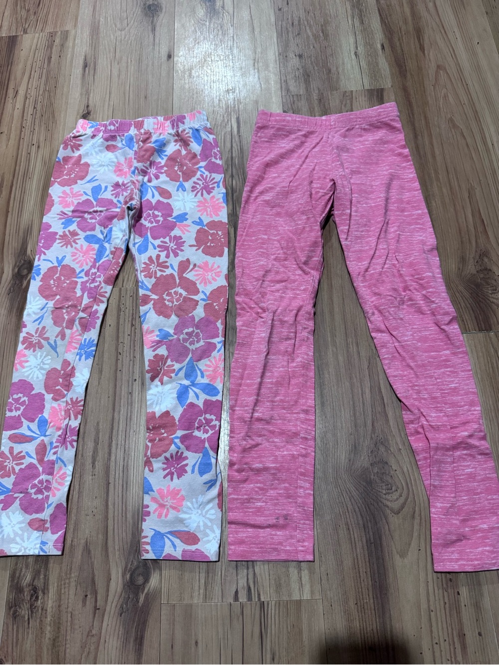 Kids Pink Floral & Solid Pink Legging Set